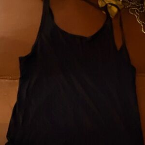 Women’s Black Scoop Neck Tank Top - Essential Layering Piece